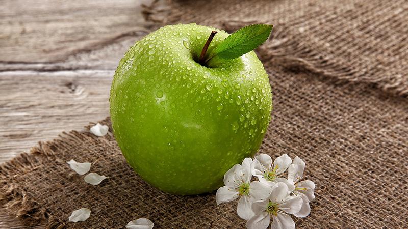 Приворот на зеленое яблоко